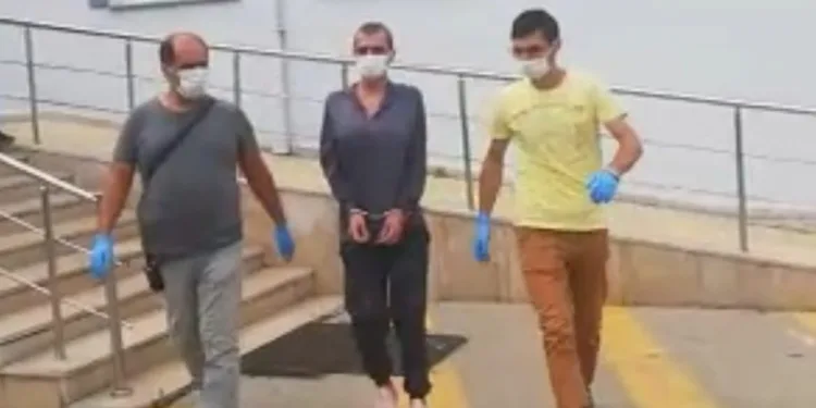Bursa’da travesti ile anlaşan adamı hamama götürdüler…