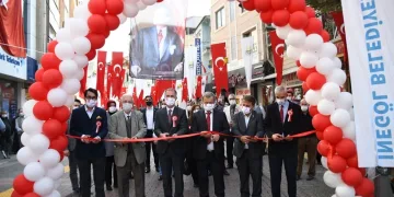 ‘İnegöl ve Cumhuriyet’ sergisi Uzun Sokakta açıldı