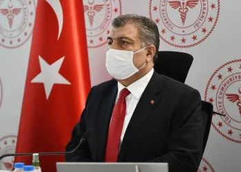 Koca: İstanbul, Bursa’daki artış Türkiye için risk