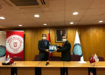 BUÜ’den Gürsulu kadın ve gençlere destek