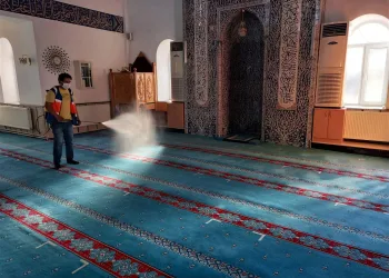 Osmangazi ilçenin dört bir yanını dezenfekte ediyor