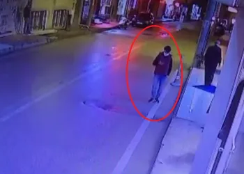 Bursa’da feci kaza! Kaldırımda yürürken can verdi