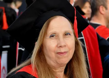 71 yaşında, 4’üncü üniversiteyi okuyor