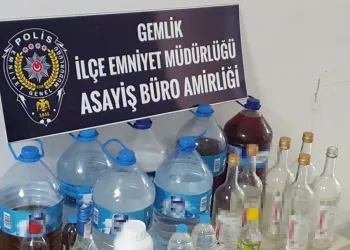 Sahte içkiyle yakalandı, sadece akrabalarına verdiğini söyledi