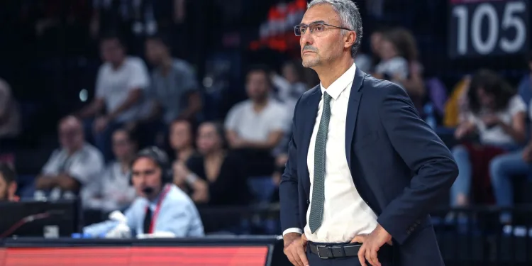 TOFAŞ’ta başantrenörlüğe Hakan Demir getirildi