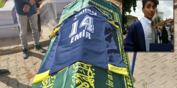 Bursa’da kansere yenilen Emir’e Fenerbahçe formasıyla veda