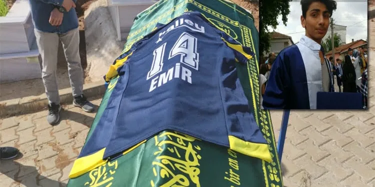 Bursa’da kansere yenilen Emir’e Fenerbahçe formasıyla veda
