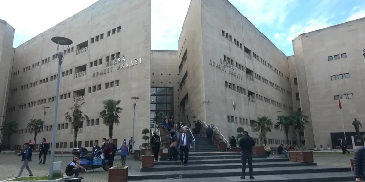 Bursa’da iş insanına baskı davasında tahliye