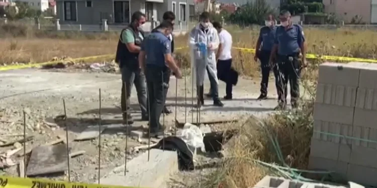 İnşaat malzemeleri üzerinde yeni doğan bebek cesedi bulundu