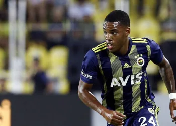 Fenerbahçe Garry Rodrigues ile yollarını ayırdı