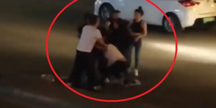 Bursa’da kadınlar Kent Meydanı’nda birbirine girdi