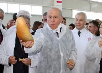 Bahçeli ‘askıda ekmek’ kampanyası başlattı