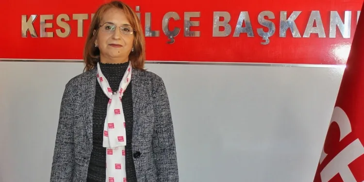 Kestel’de CHP’li üyeler meclisi terk etti