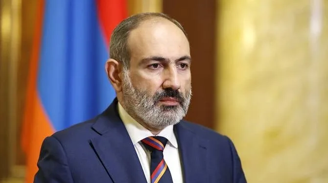 Ermenistan Başbakanı vatandaşları cepheye çağırdı