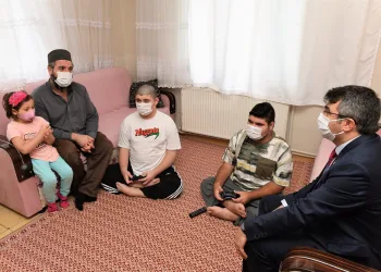 Başkan Yılmaz gönüllere dokunuyor