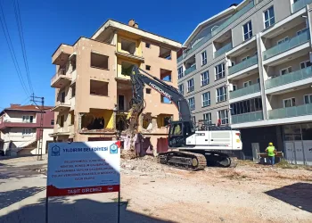 Yıldırım Millet Mahallesi’nde yollar açılıyor