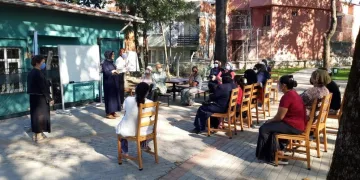 Bursa Yıldırım’da kadınlara hukuk semineri