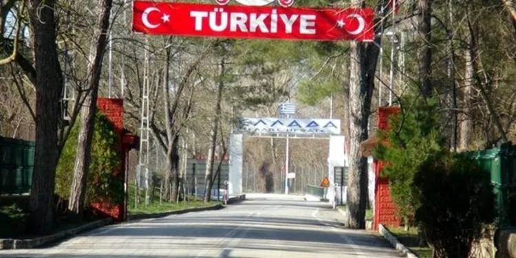 FETÖ ve PKK’lı teröristler Yunanistan sınırında yakalandı