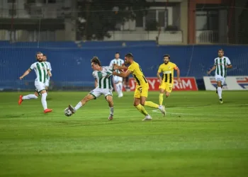 Menemenspor: 2   Bursaspor: 1