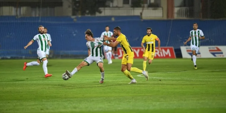 Menemenspor: 2   Bursaspor: 1
