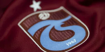 Trabzonspor’da Fenerbahçe maçı öncesi bir futbolcunun Kovid-19 test sonucu pozitif çıktı