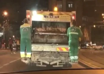 Bursa’da temizlik işçilerinin dansı olay oldu