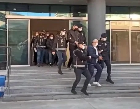 Bursa’da dublörlü tapu çetesi çökertildi
