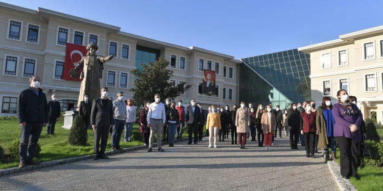 Osmangazi personeli Ata’yı andı