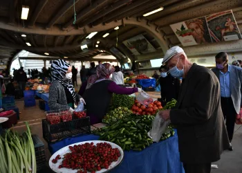 Bursalılardan çiftçi pazarına yoğun ilgi