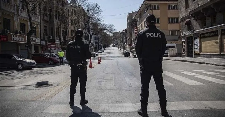 24 soruda sokağa çıkma kısıtlaması