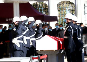 Burhan Kuzu son yolculuğuna uğurlandı