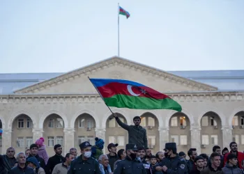 Azerbaycan’da zafer kutlamaları