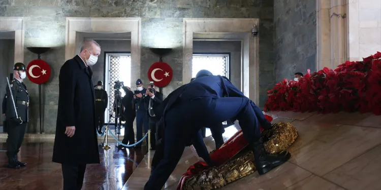 Devletin zirvesi Ata’nın huzurunda