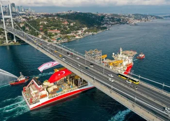 Kanuni sondaj gemisi Karadeniz’e uğurlandı