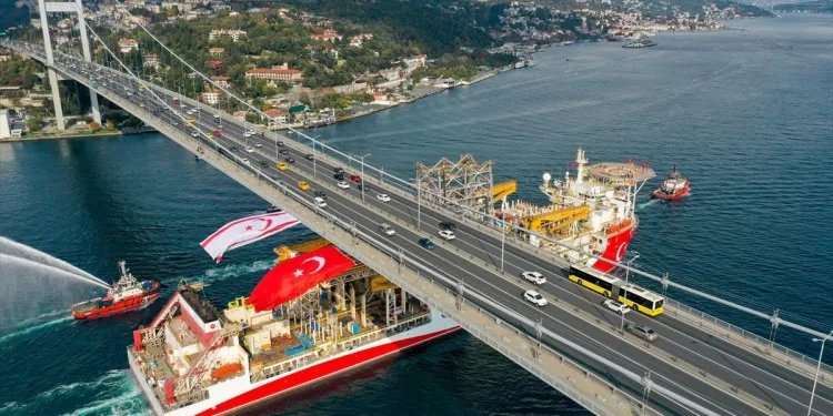 Kanuni sondaj gemisi Karadeniz’e uğurlandı