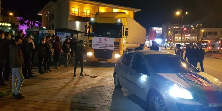 Bursa İnegöl’den Azerbaycanlı ailelere mobilya desteği