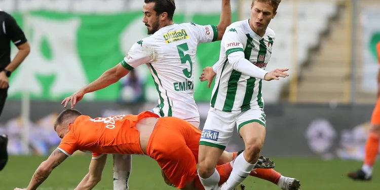 Bursaspor 90. dakikada 3 puan kaptı