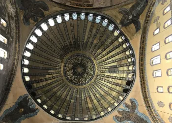 Ayasofya Camisi’nde figürler gün yüzüne çıktı