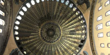 Ayasofya Camisi’nde figürler gün yüzüne çıktı