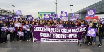 Bursa’da kadına şiddet tepkisi