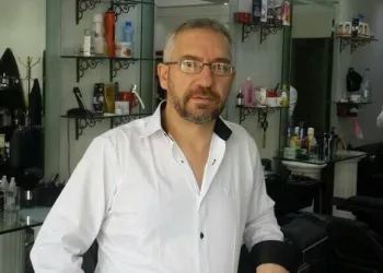 16 yaşında baba katili oldu