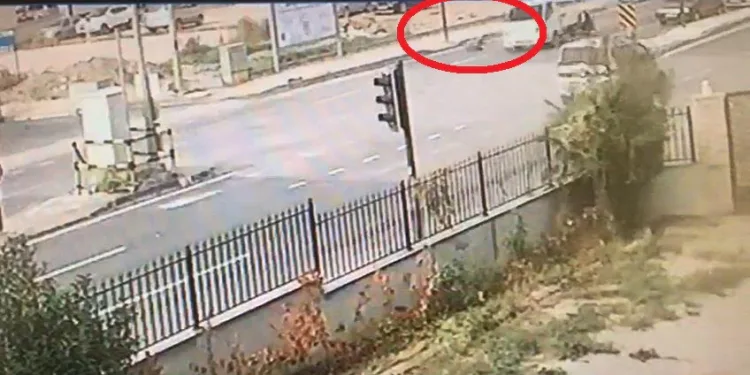 Küçük kızın feci sonu! Geriye aldığı ekmekler kaldı