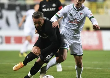 Bursaspor İzmir’de 3 puan kaybetti
