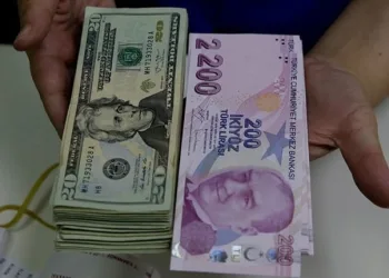 Dolar yeni haftada 8.20’ye kadar geriledi