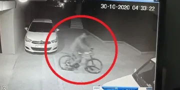 Çaldığı 5 bin liralık bisikletle kaçarken kameraya yakalandı