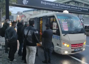 Fazla yolcu alan şoför: Ben almadım onlar bindi