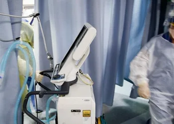 Bursa’da bir doktor daha koronavirüse yenildi