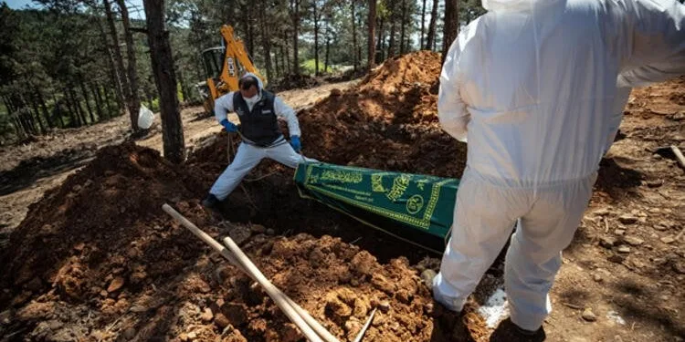 Türkiye’de son 24 saatte 29 bin 132 vaka 174 ölü