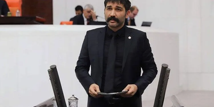 Barış Atay’a saldıran üç sanık tahliye edildi