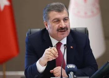 Bakan Koca’da evimizde kalalım mesajı